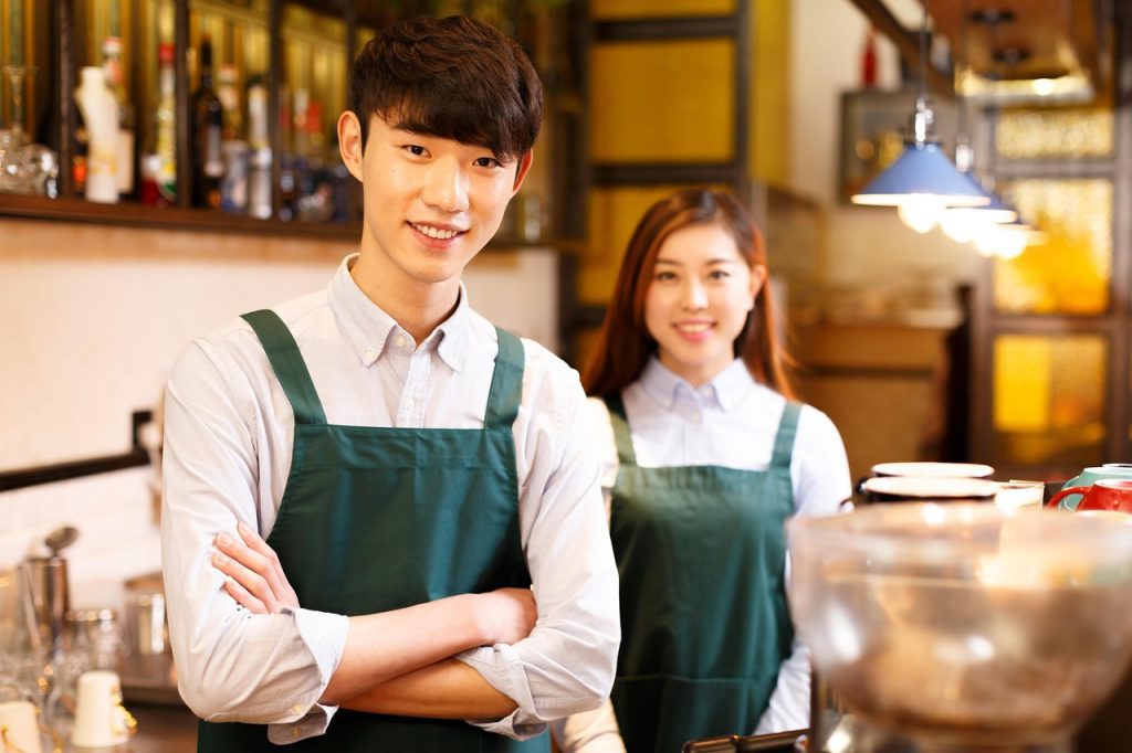 What Restaurant Owners Need to Know About Supply Chain Management
